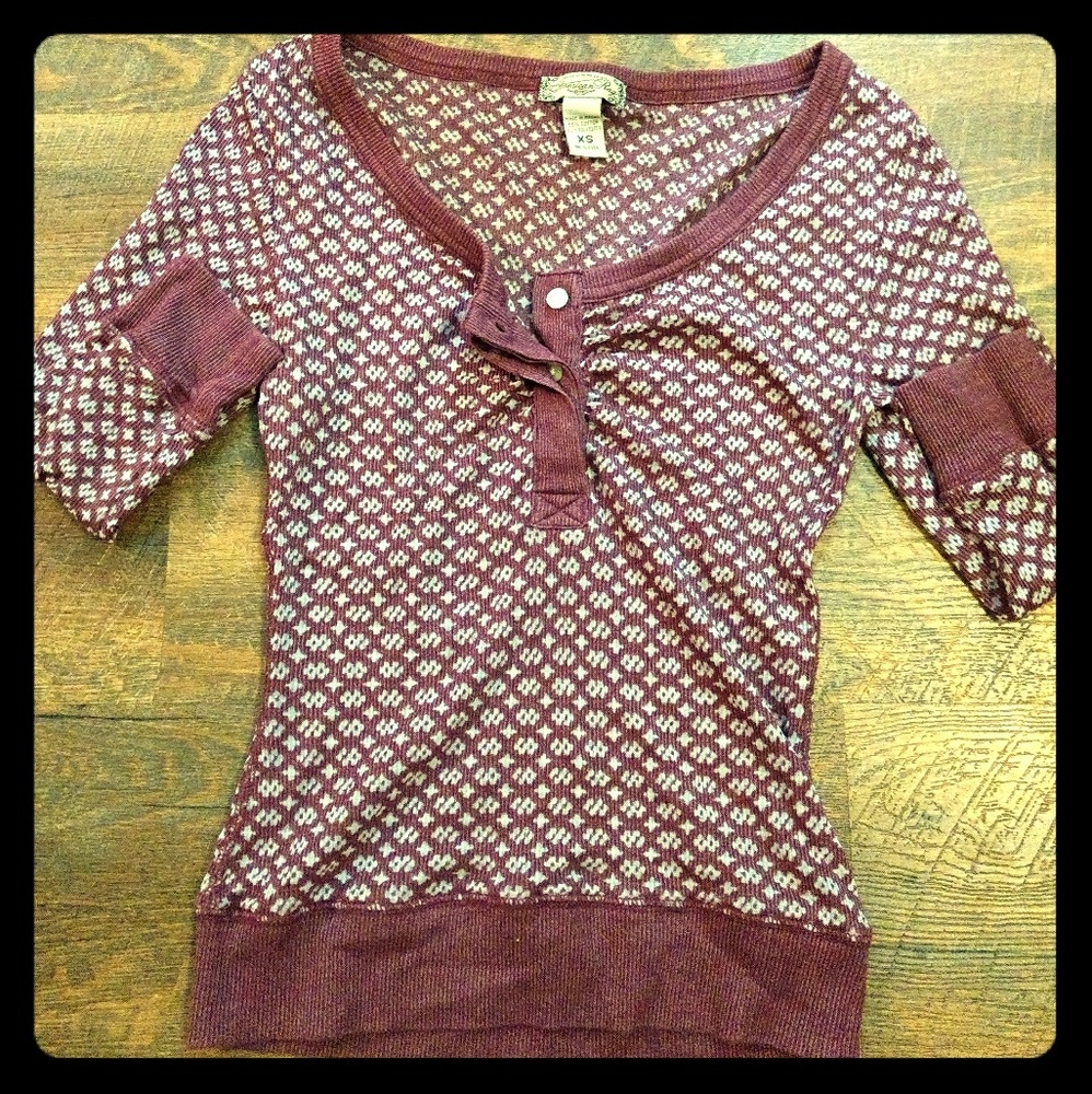 Maroon 3/4 Sleeve American Rag Henley